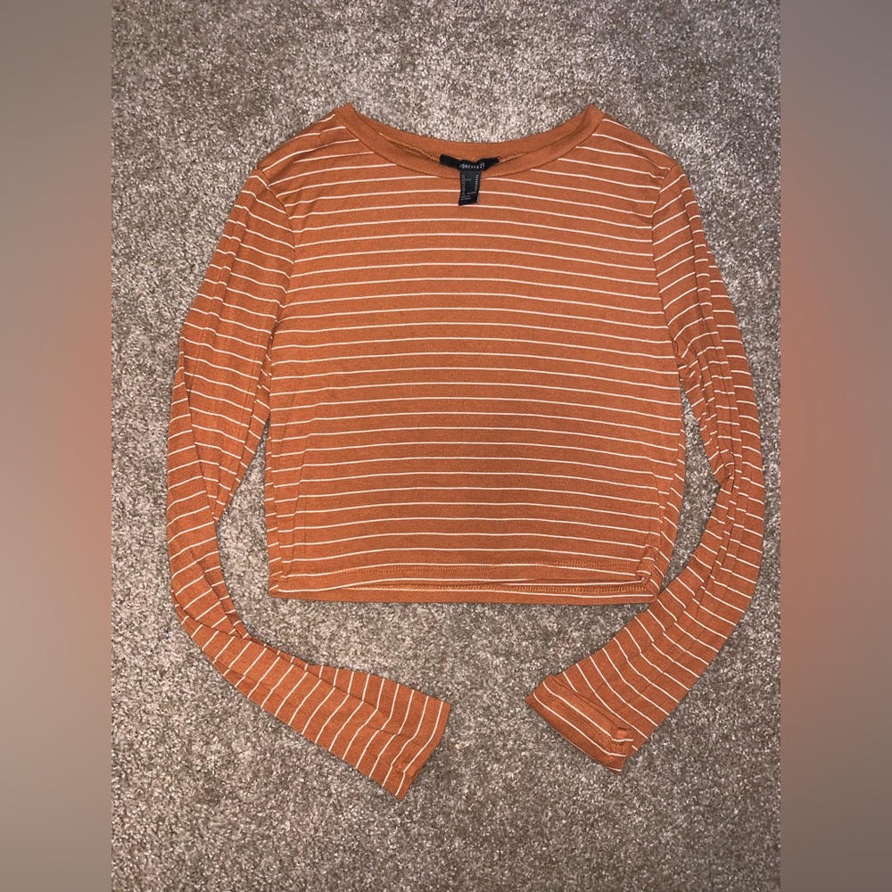 Cropped fall top
